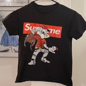 kids Supreme bugs bunny/ graffiti style T-shirt good condition s/m